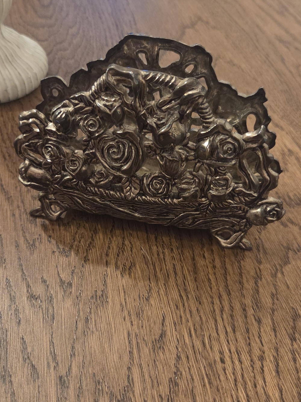 International Silver Company Ornate Floral Metal Napkin Holder - Silver Tone